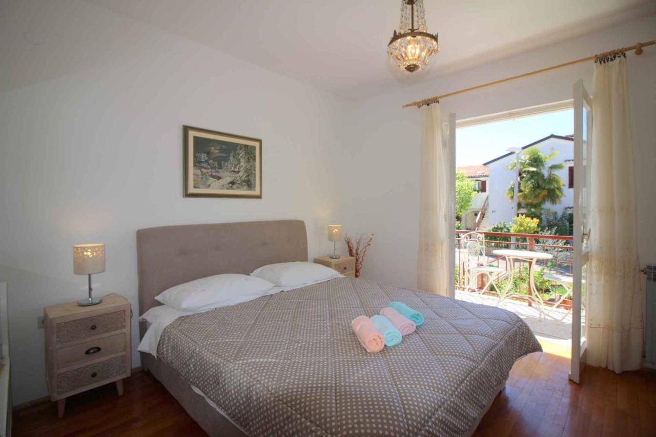 Apartment In Porec/Istrien 37093 ภายนอก รูปภาพ